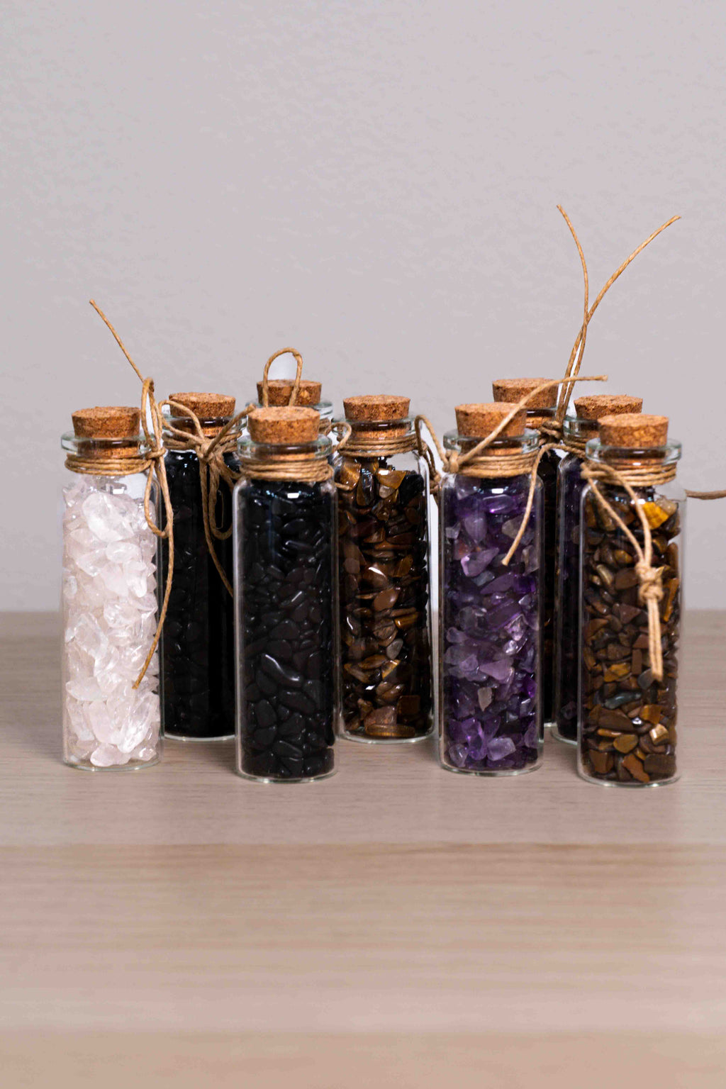Botes de minerales - Amatista, Obsidiana, Ojo de Tigre y Cuarzo Transparente