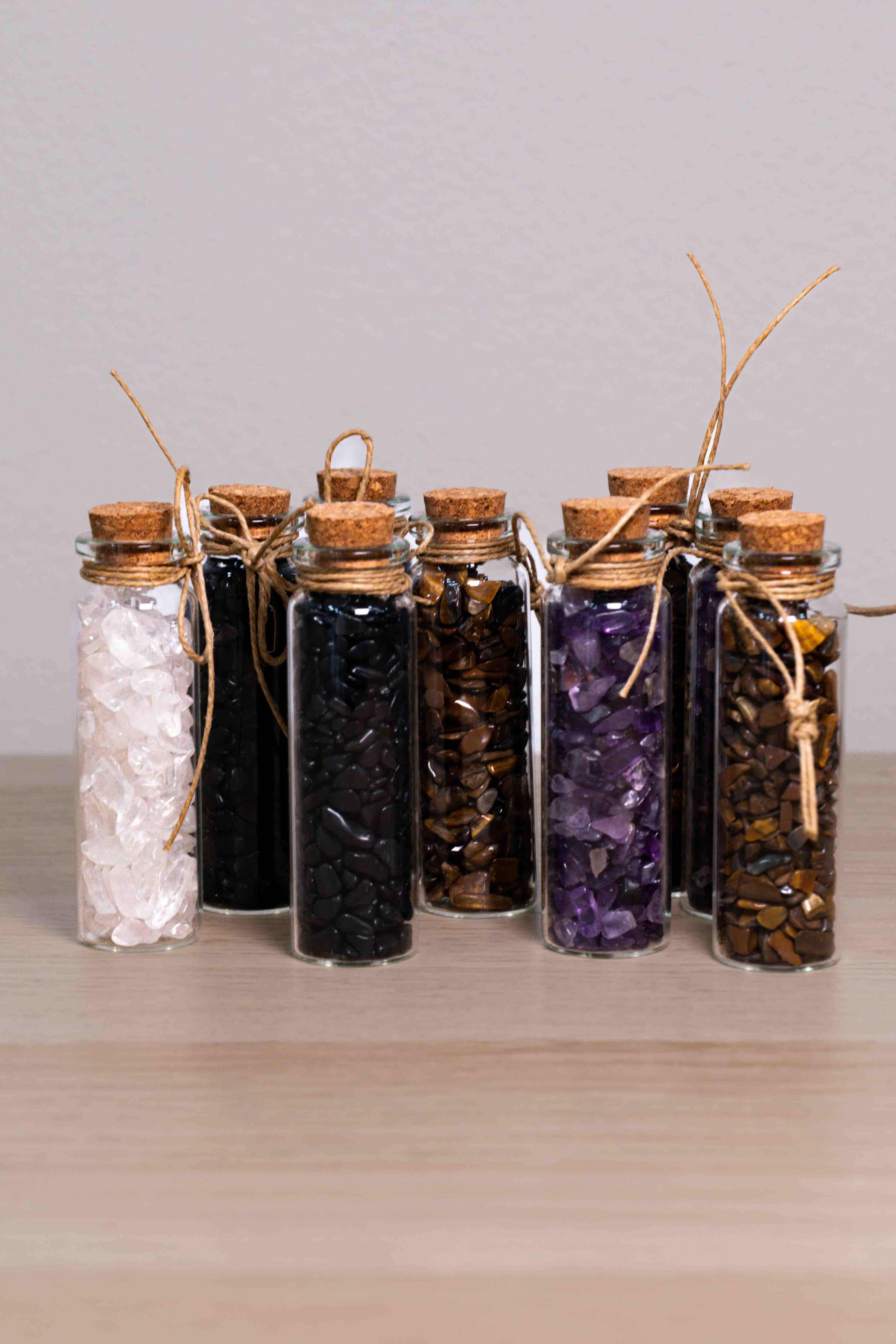 Botes de minerales - Amatista, Obsidiana, Ojo de Tigre y Cuarzo Transparente