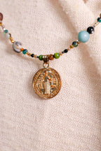 Collar de Amazonita con Medalla de San Benito hecho a mano