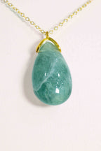Collar de Fluorita con cadena dorada