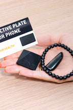Kit de Shungita - Placa, Pirámide, Pulsera y Rodado