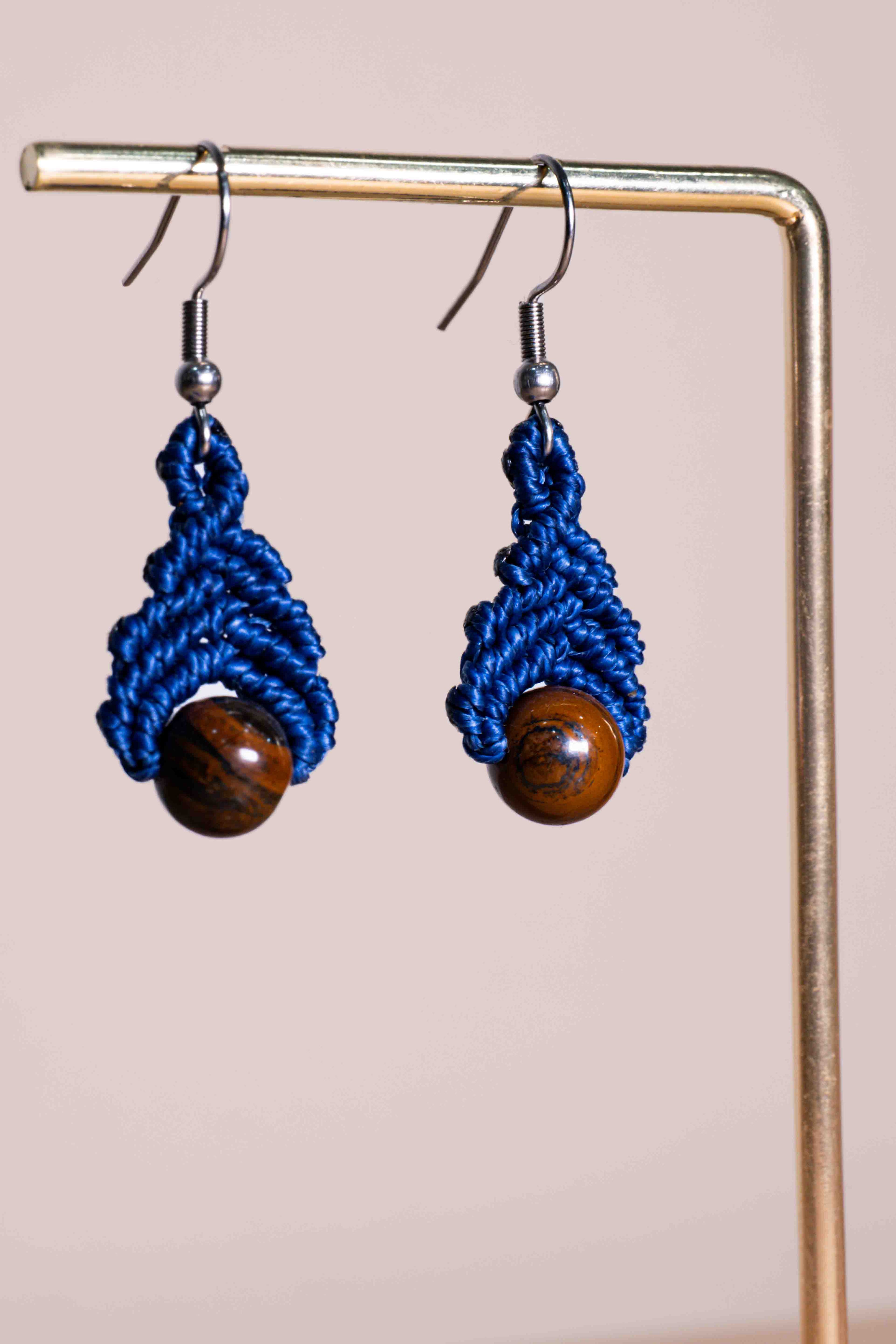 Pendiente Espiral - Ojo de tigre (azul marino)