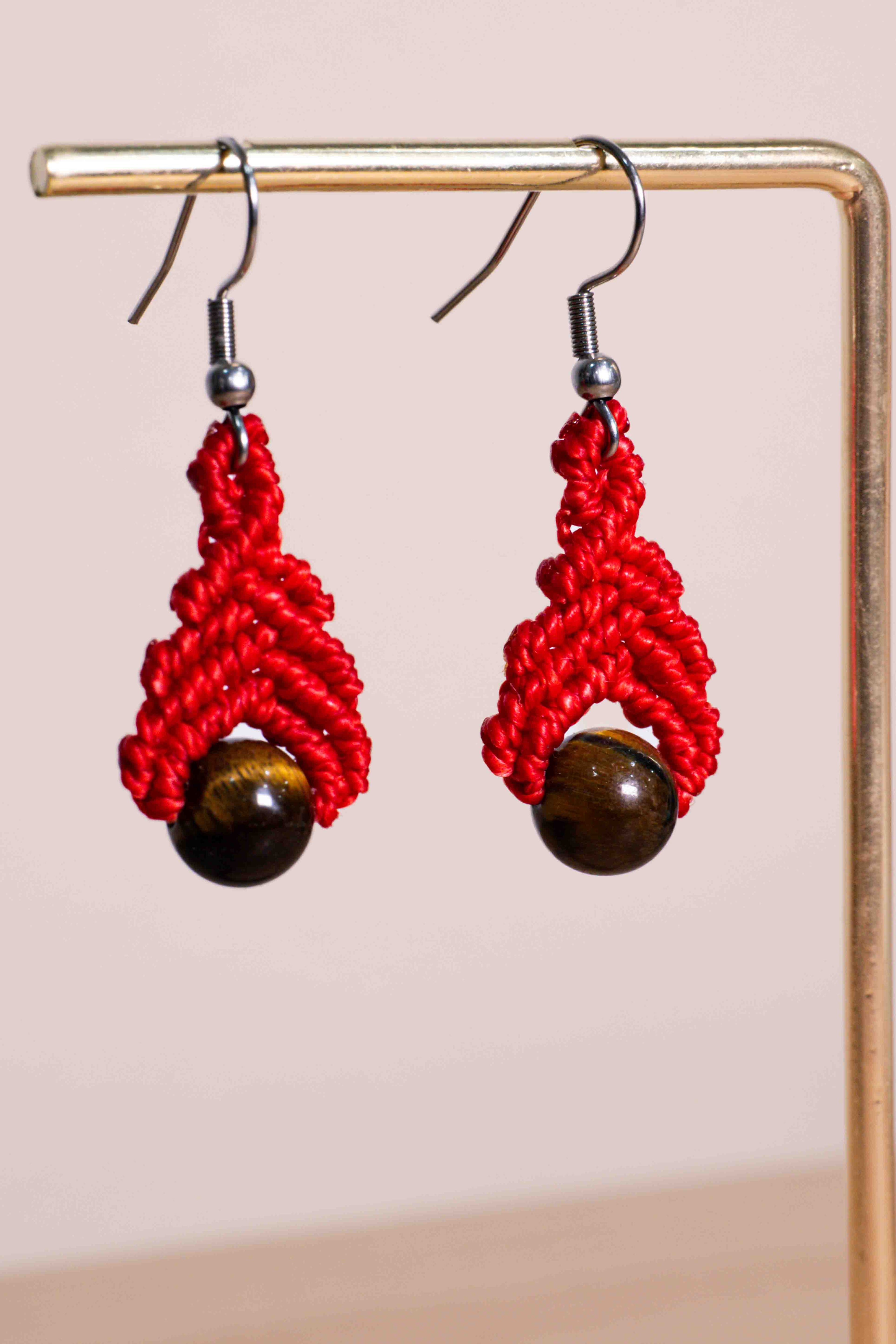 Pendiente Espiral - Ojo de tigre (rojo)