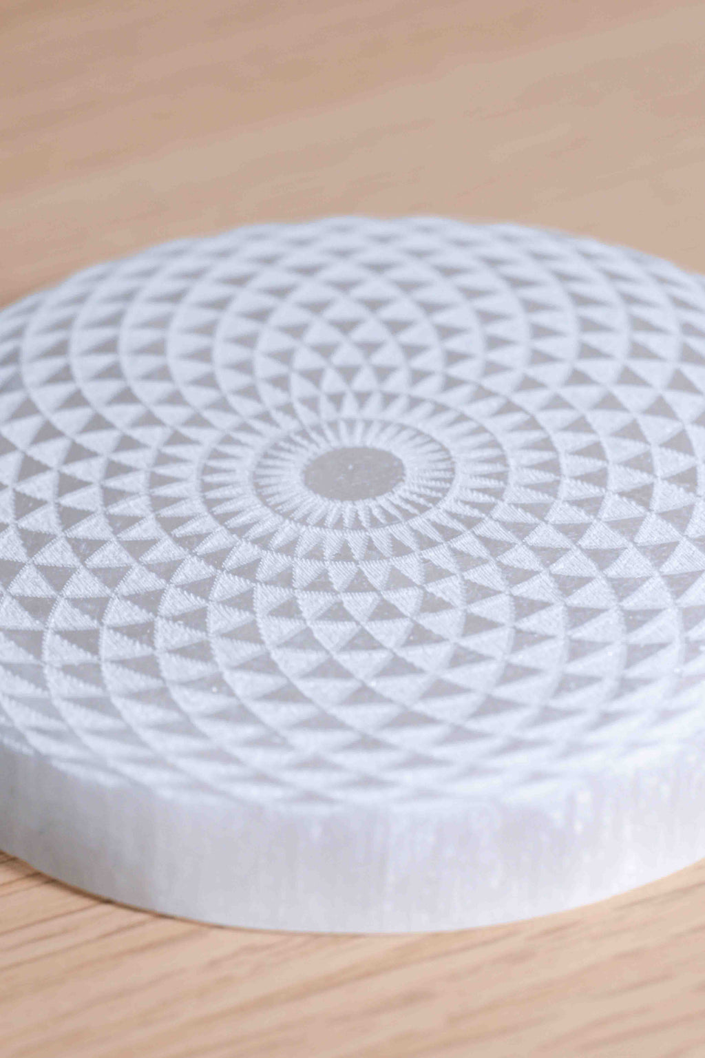 Placa de Selenita con Geometría Sagrada