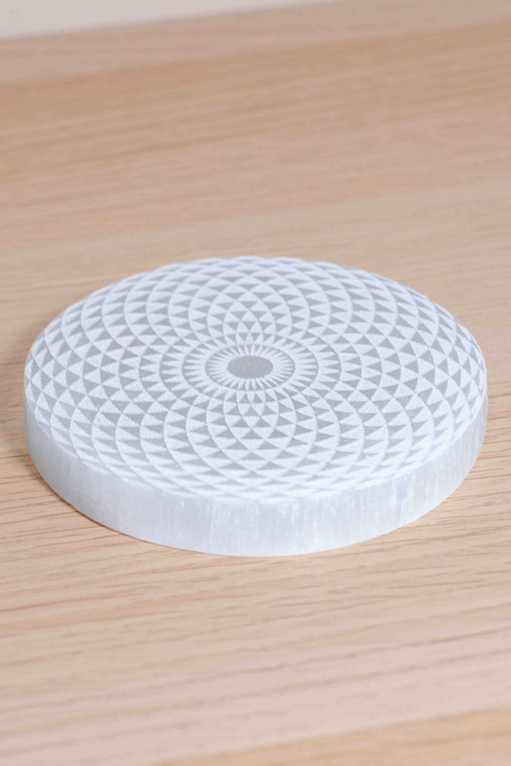 Placa de Selenita con Geometría Sagrada