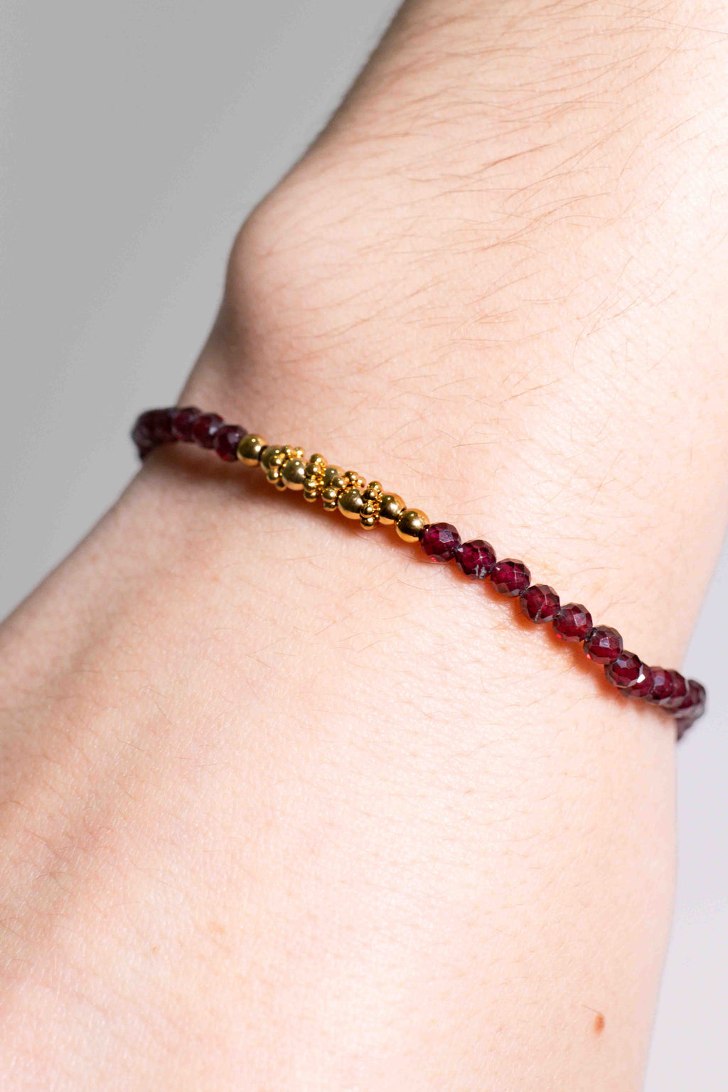Pulsera de Granate Rodonita