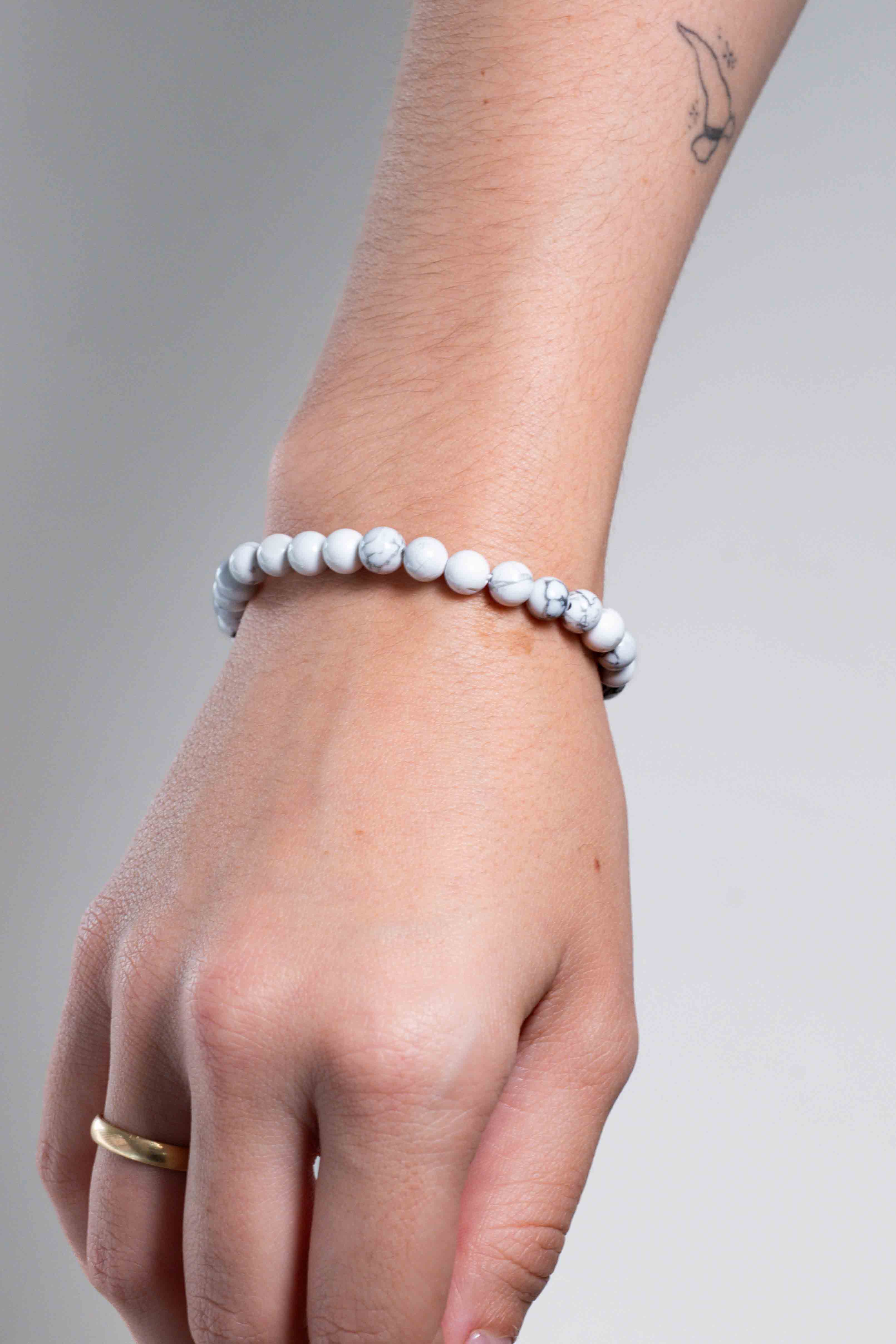 Pulsera Howlita 6mm