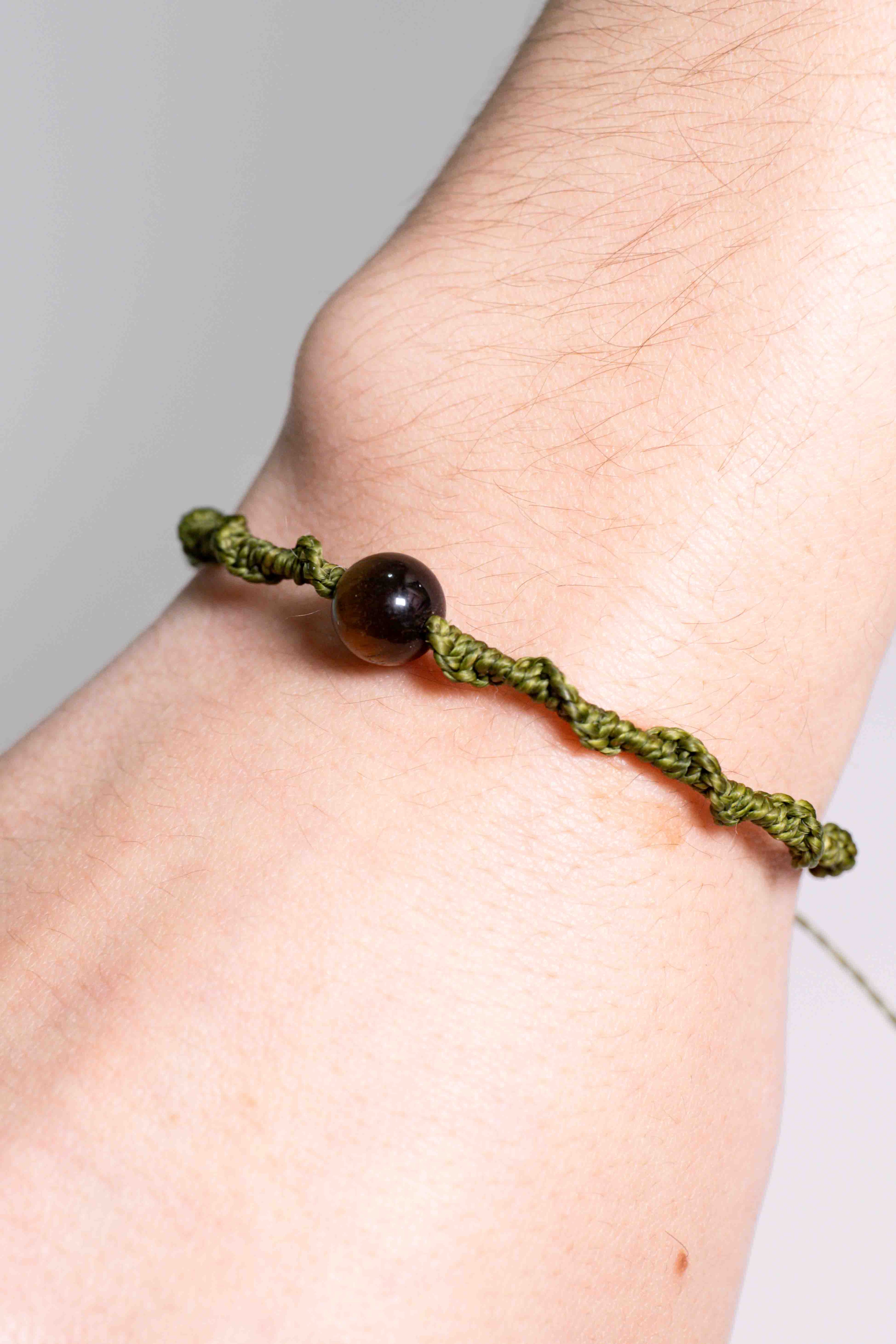 Pulsera de Macramé con Ojo de Tigre (Verde)