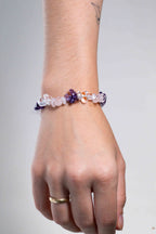 Pulsera Triángulo de oro (Cuarzo Rosa, Cuarzo Transparente, Amatista) en chips