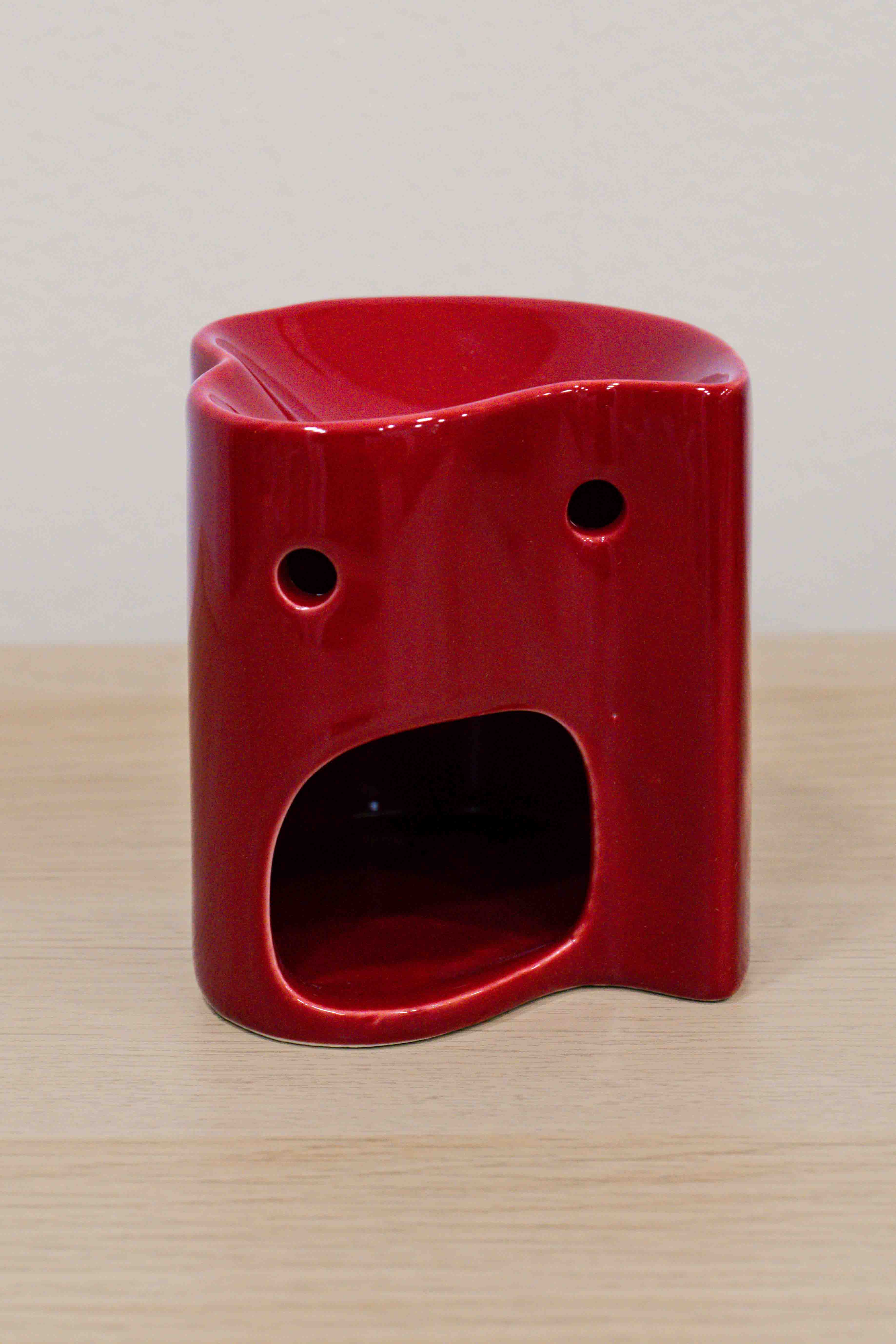 Quemador de wax melts y esencias - Corazón rojo