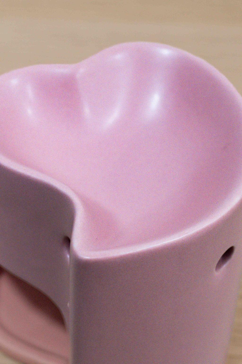 Quemador de wax melts y esencias - Corazón rosa