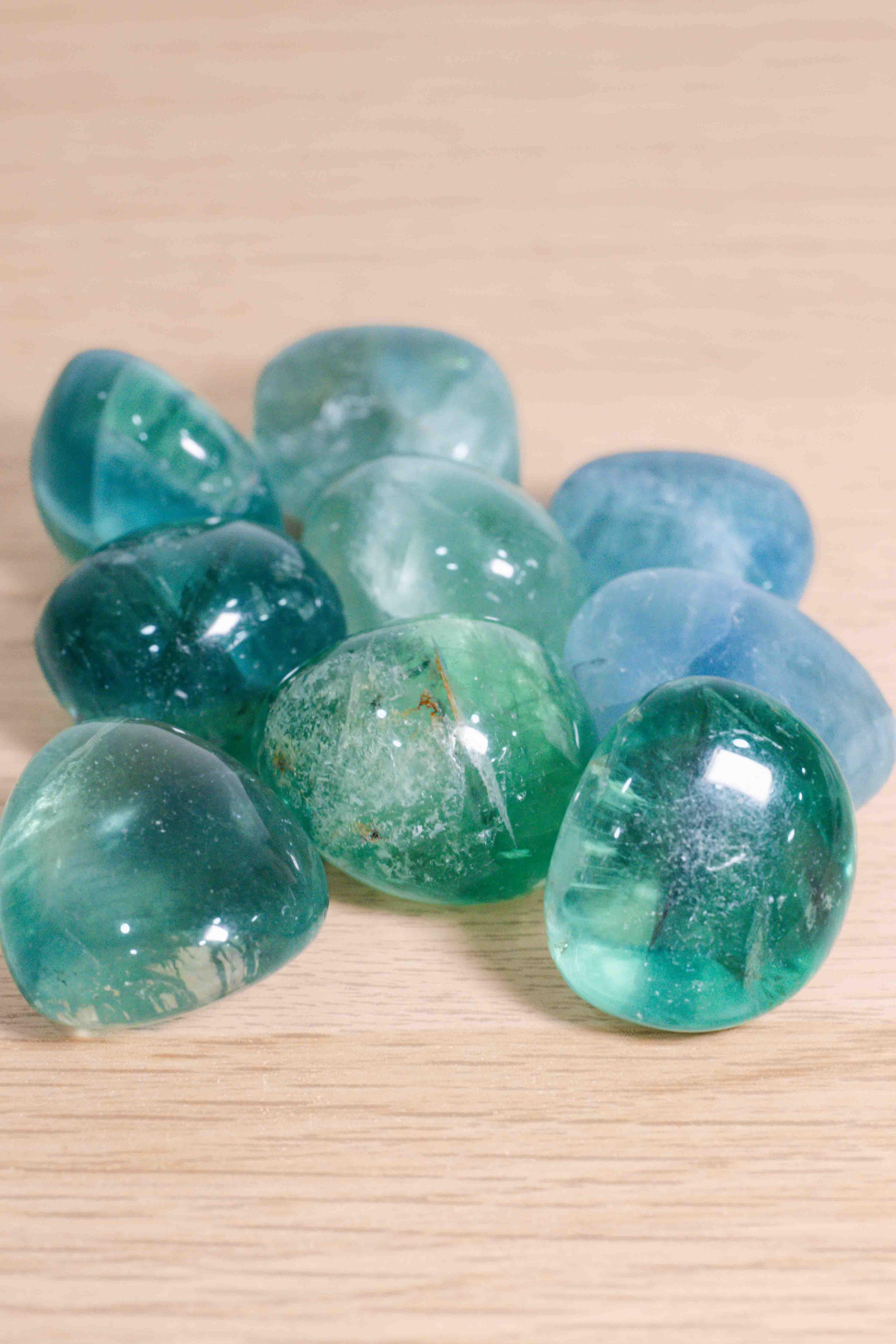 Rodado Fluorita (verde y azul) - Calidad AA