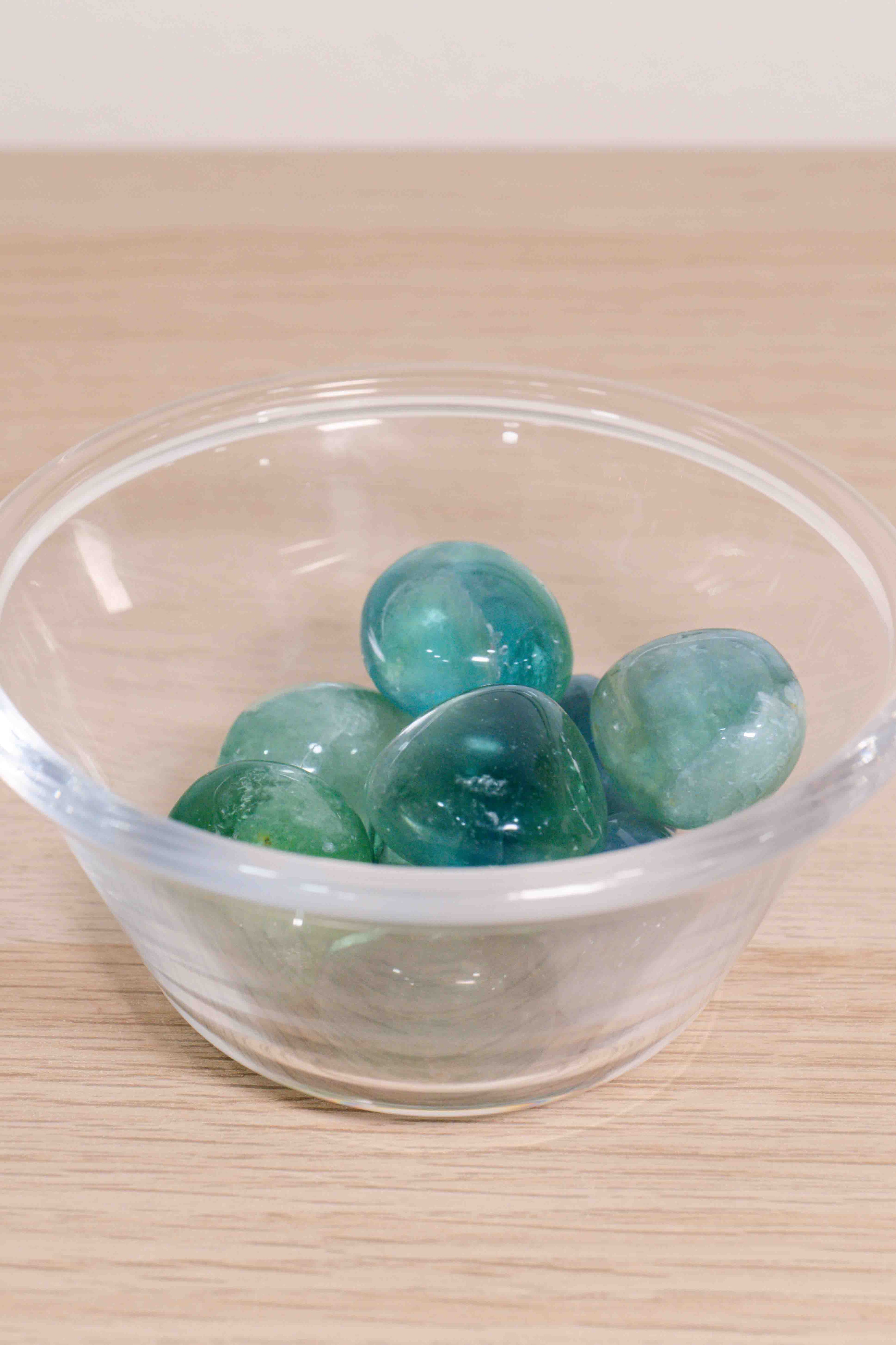 Rodado Fluorita (verde y azul) - Calidad AA