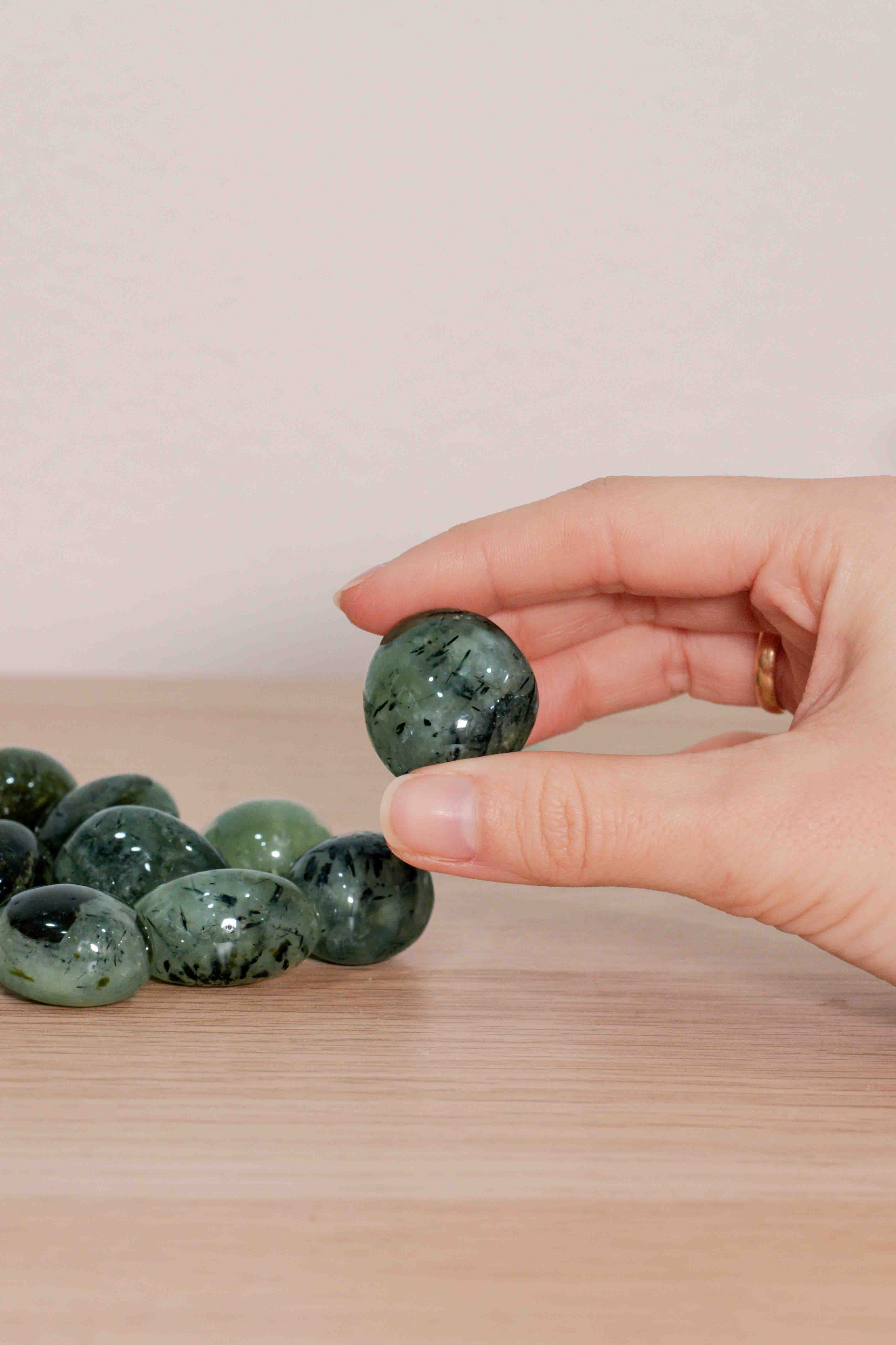 Rodado Prehnita - Calidad AA