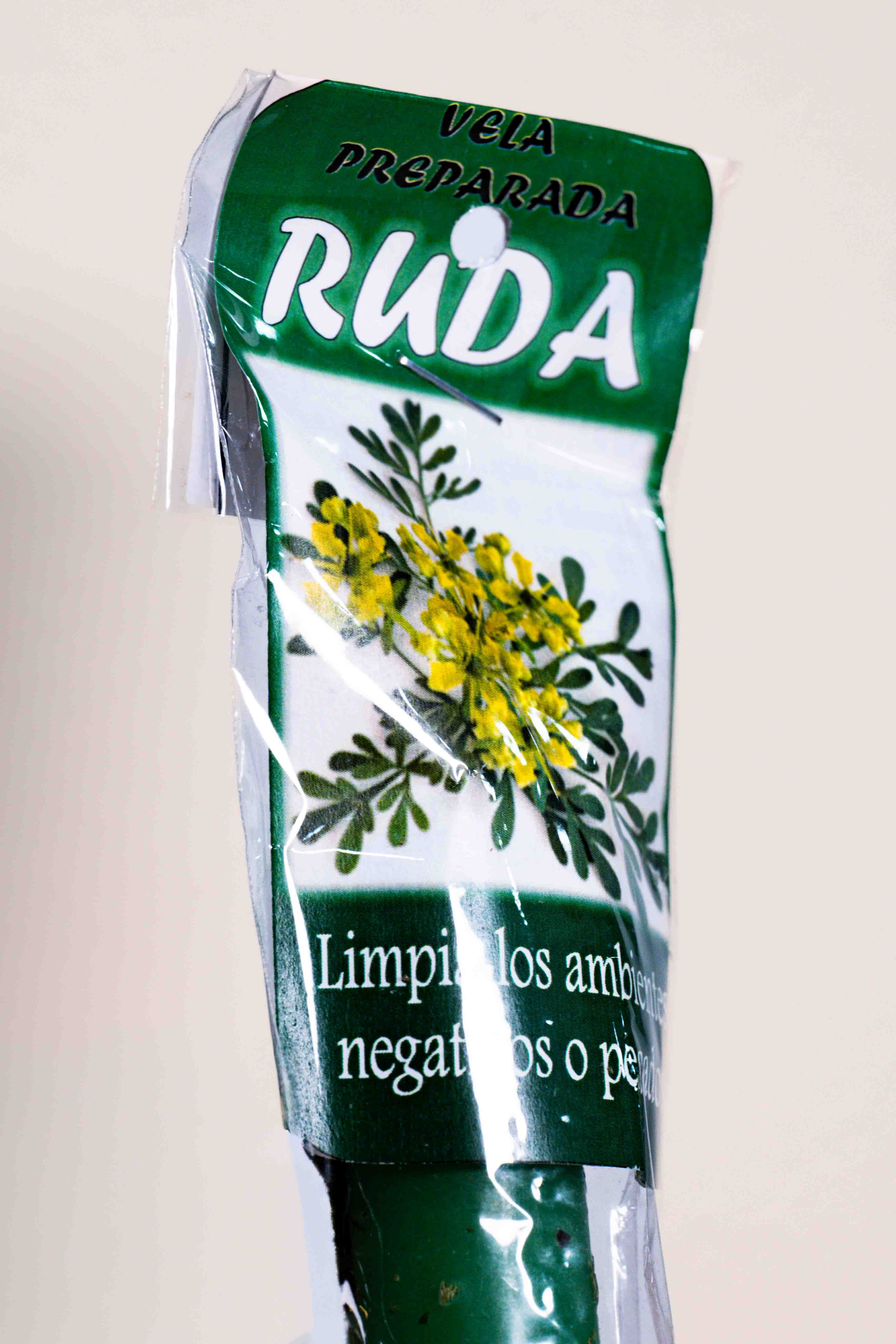Vela Ritualizada de Ruda – Limpieza y Protección