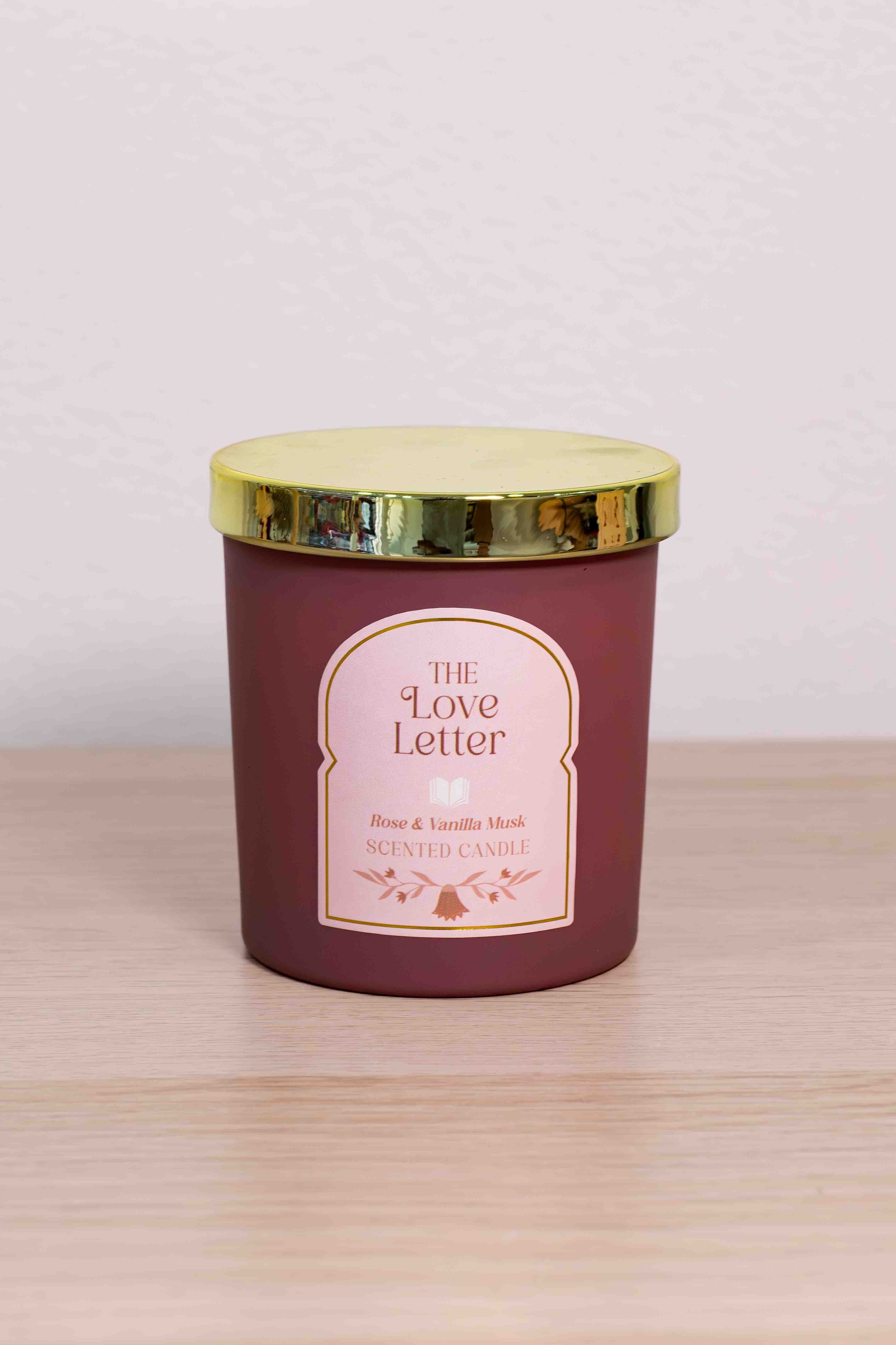 Vela The Love Letter – Rosa y Almizcle de Vainilla